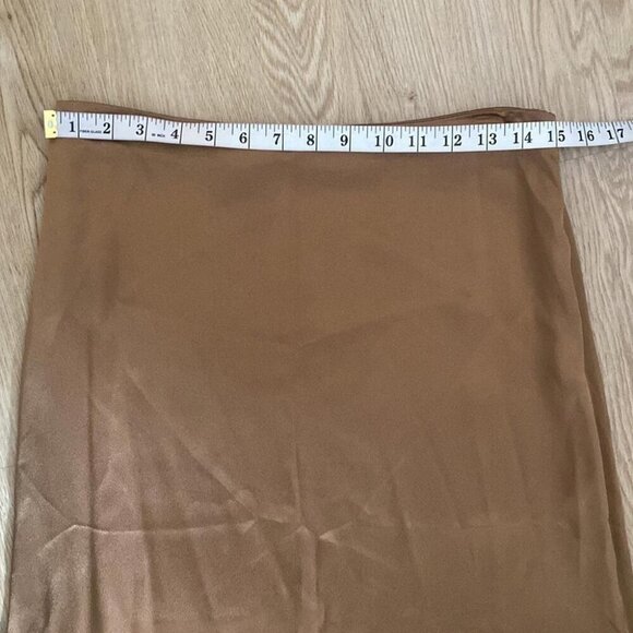 Champagne Satin Midi Skirt Quiet Luxury Capsule Holiday - Picture 6 of 12